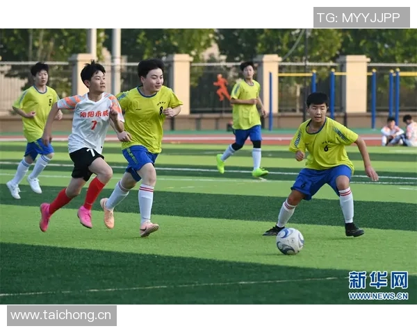 张秀英的足球人生：从绿茵场到心灵的对话与反思